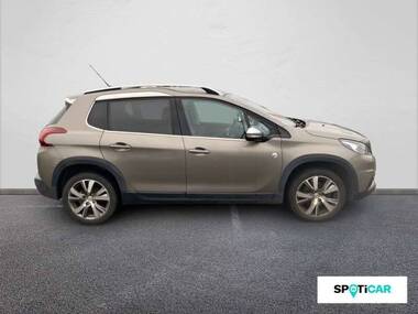 PEUGEOT 2008 Essence