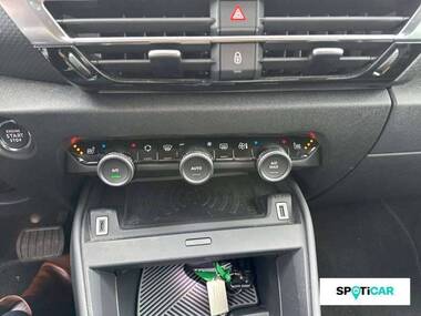 CITROEN C4 Essence