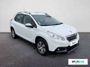PEUGEOT 2008 Essence