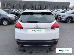 PEUGEOT 2008 Essence