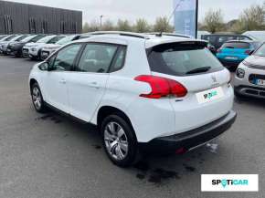 PEUGEOT 2008 Essence