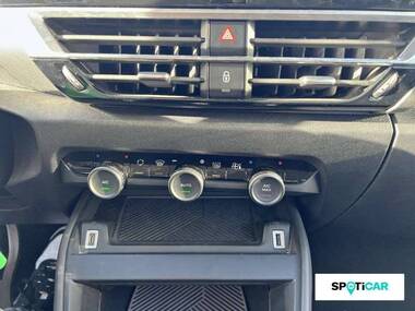 CITROEN C4 Essence