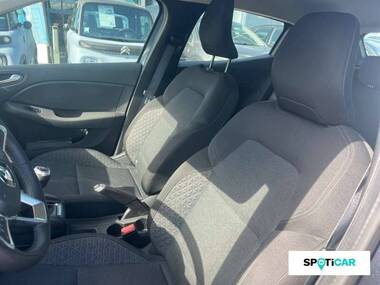 RENAULT Clio Essence
