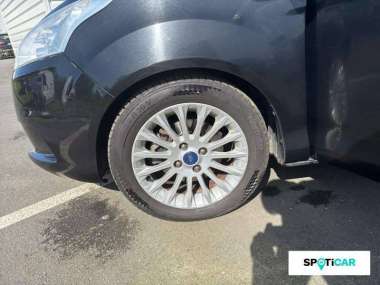 FORD B-MAX Essence