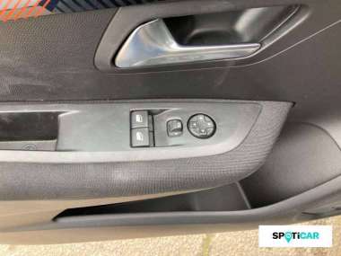 PEUGEOT 208 Essence