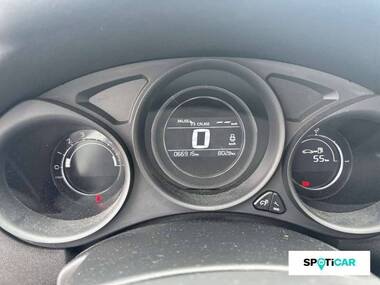 CITROEN C4 Essence