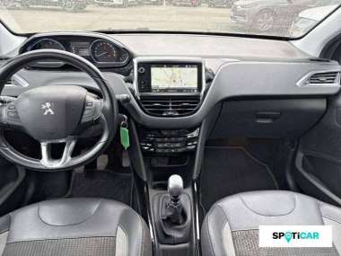 PEUGEOT 2008 Essence