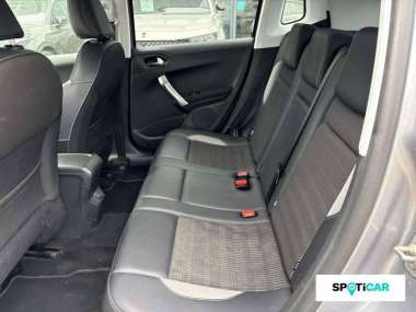 PEUGEOT 2008 Essence