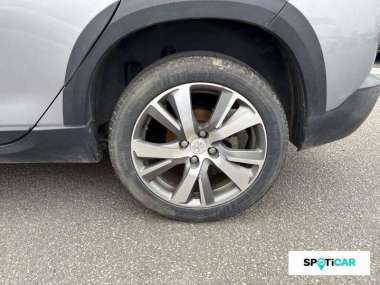 PEUGEOT 2008 Essence