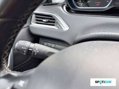 PEUGEOT 2008 Essence