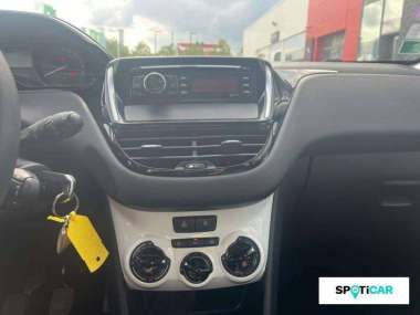 PEUGEOT 208 Essence