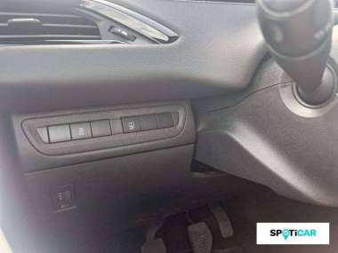 PEUGEOT 208 Essence