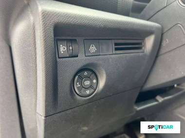 CITROEN C4 Essence