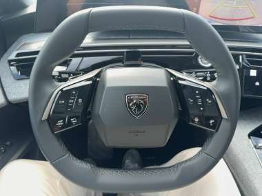 Peugeot 5008 Hybride